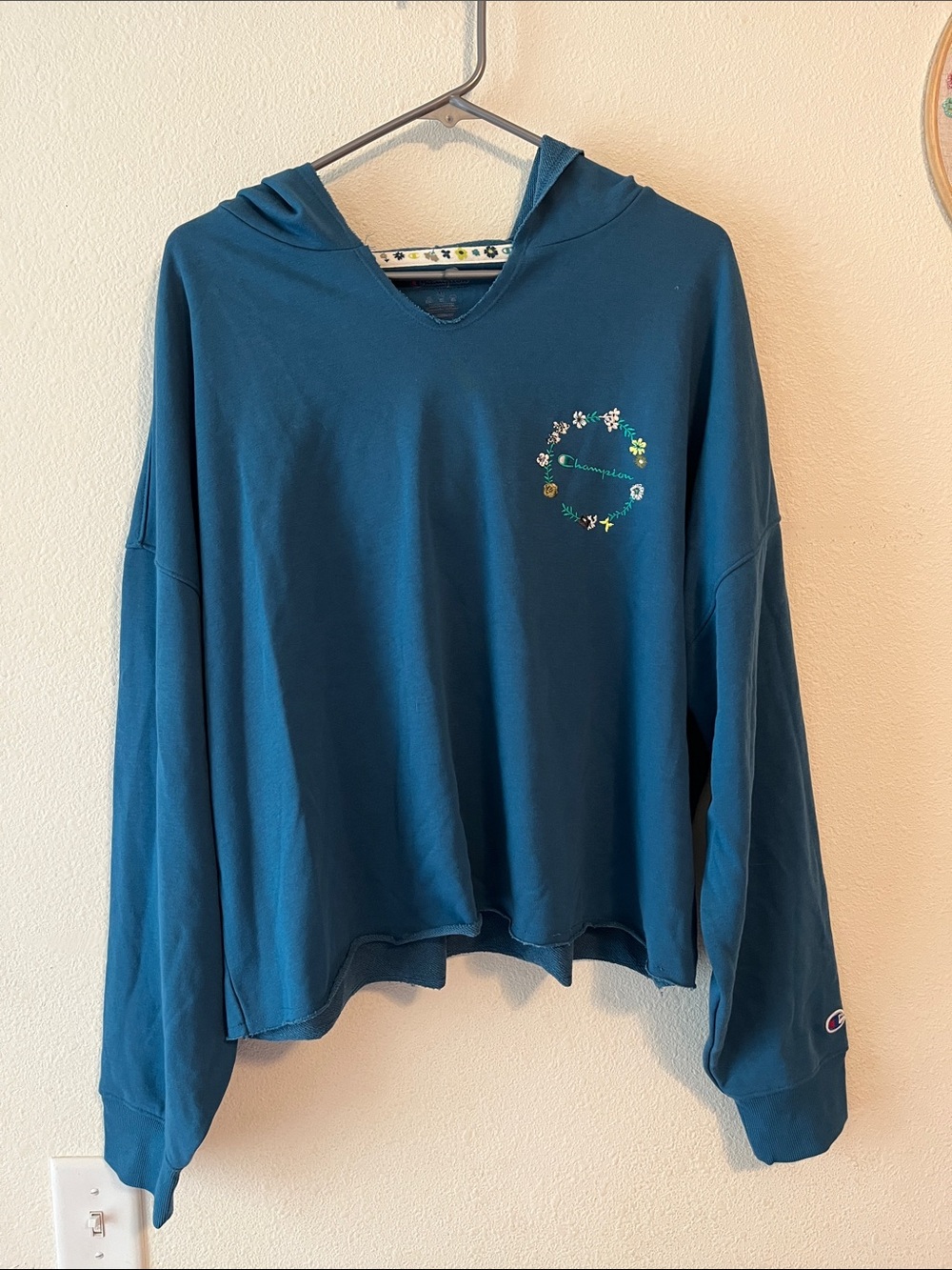 Champion Teal Blue Hooded Sweatshirt with Floral Chest Emblem
